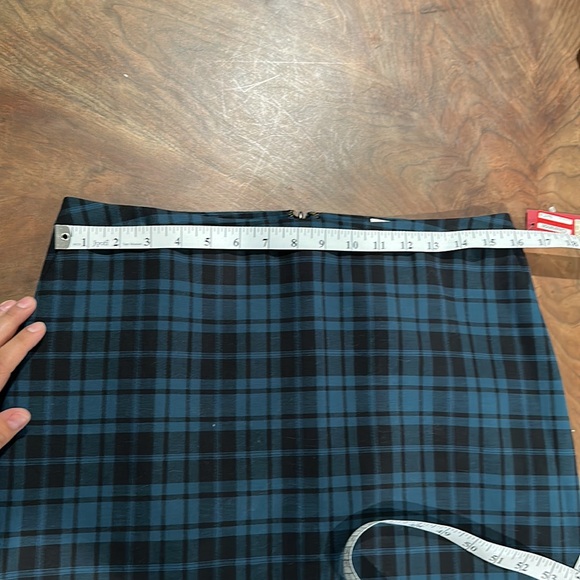Merona Plaid Skirt - Picture 7 of 8